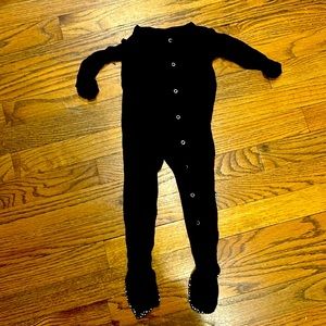 Kickee Pants Ruffle Footie 9-12 months.